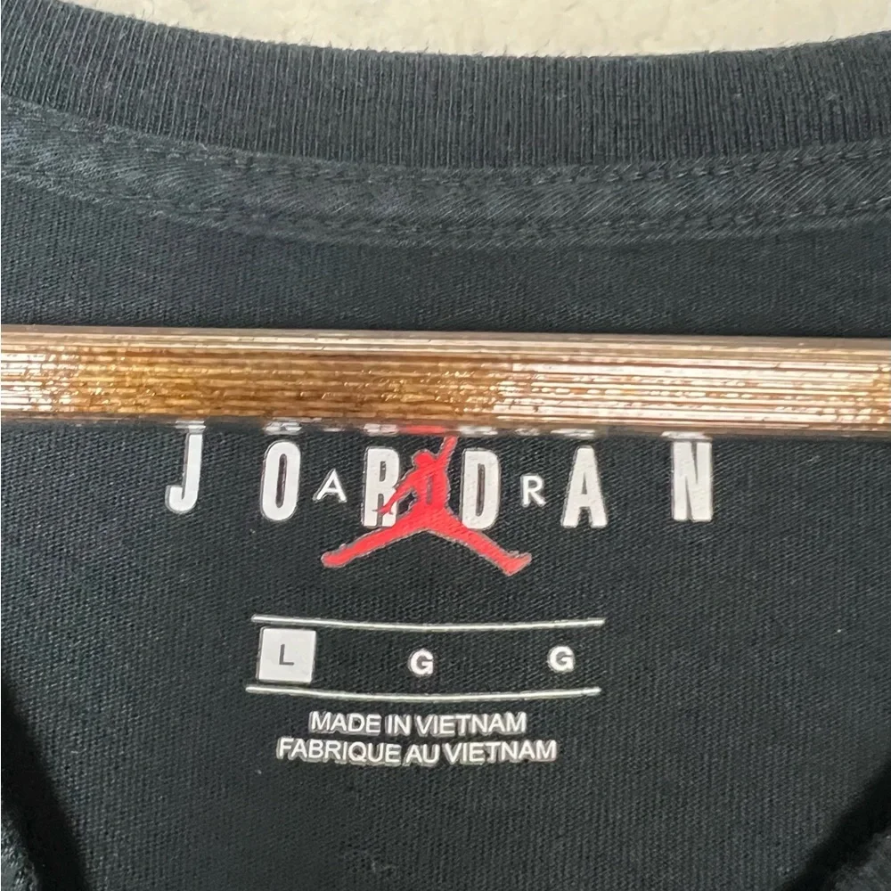 Jordan Black Long-Sleeve Shirt with Neon Sleeve Graphics Size Large
